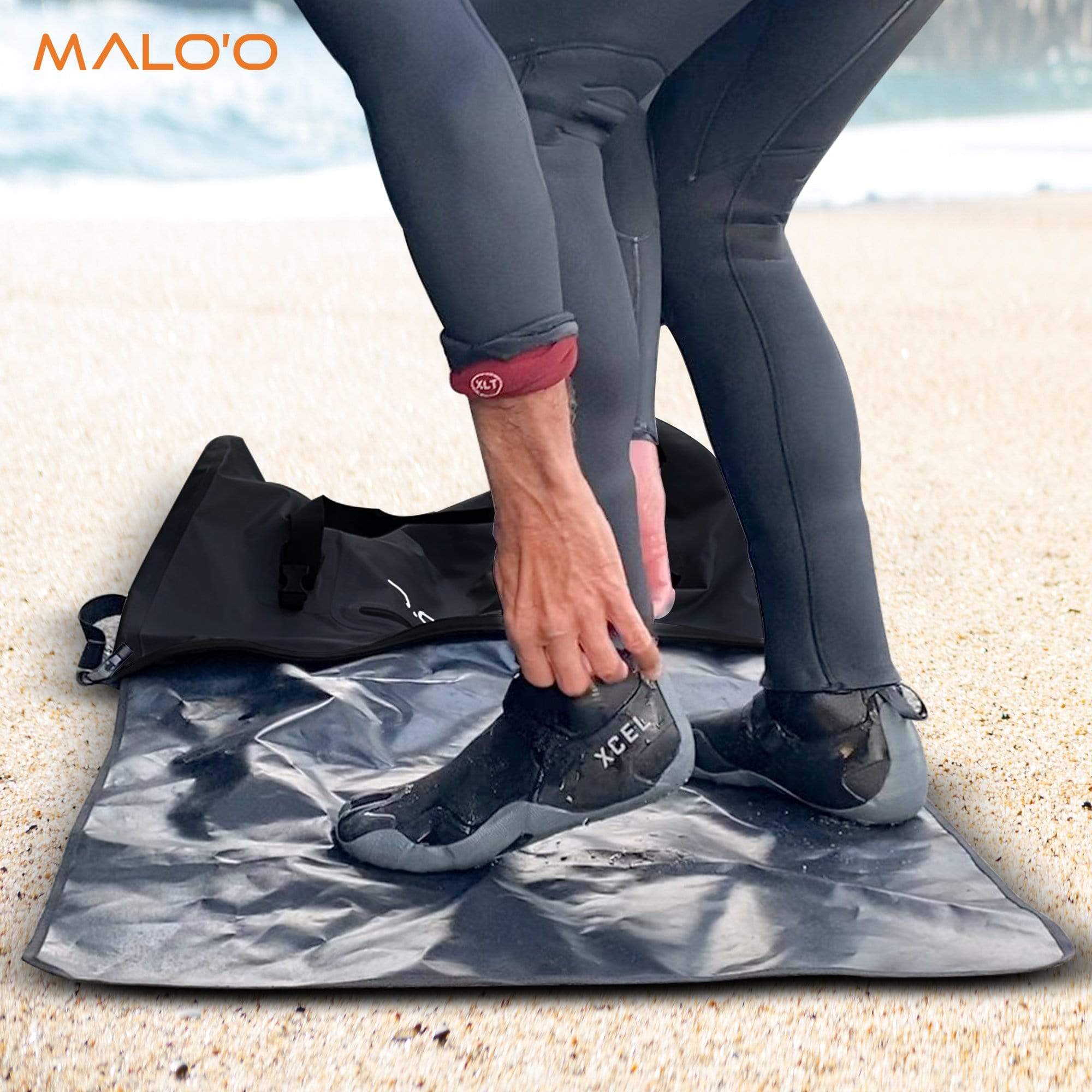 Malo&#39;o Racks BLACK Malo&#39;o Wetsuit Changing Bag