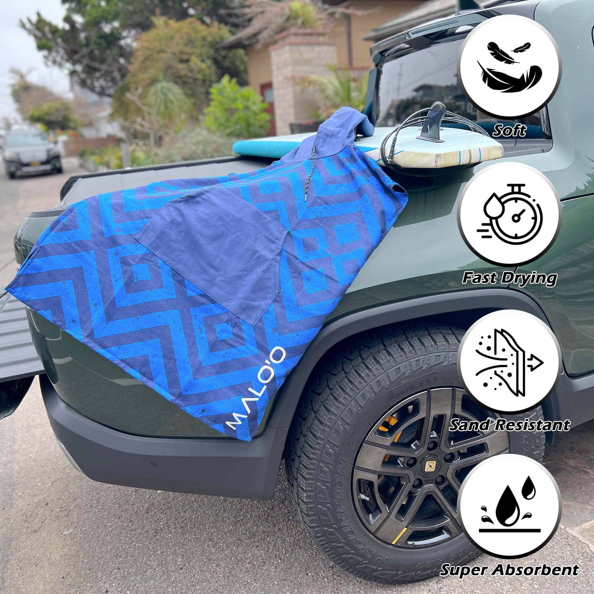 Malo&#39;o Racks Malo&#39;o Eco Changing Poncho