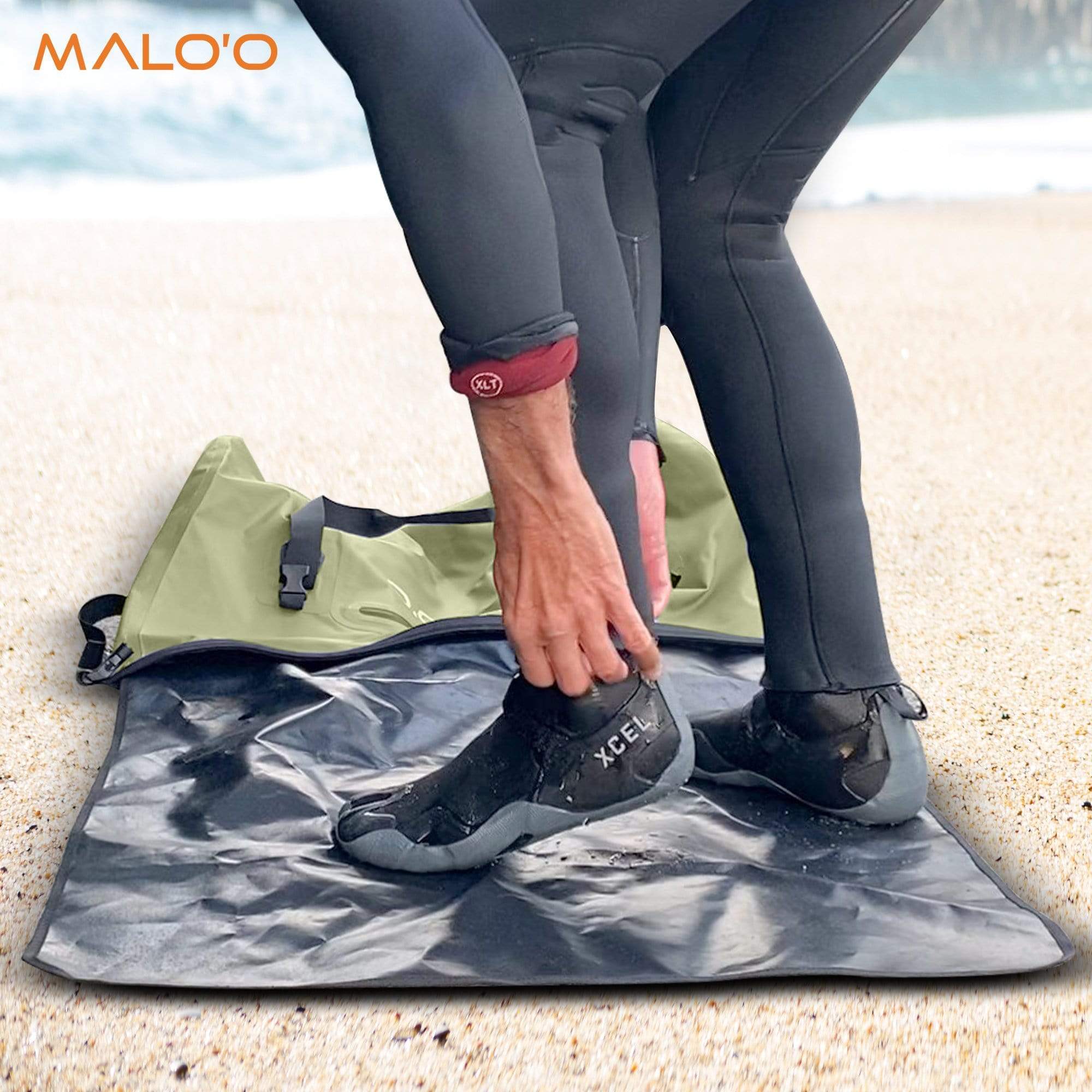 Malo&#39;o Racks DARK GREEN Malo&#39;o Wetsuit Changing Bag